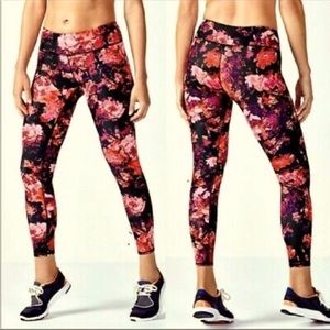 Fabletics Capri floral pants